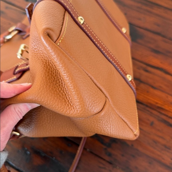 Dooney & Bourke Bristol Caramel Leather Satchel With Detachable Strap. - Picture 14 of 17